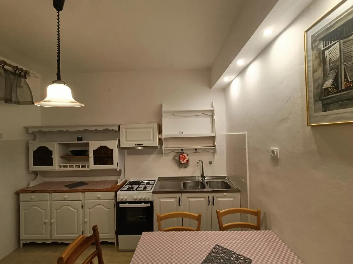 Apartment Pletikos Premantura