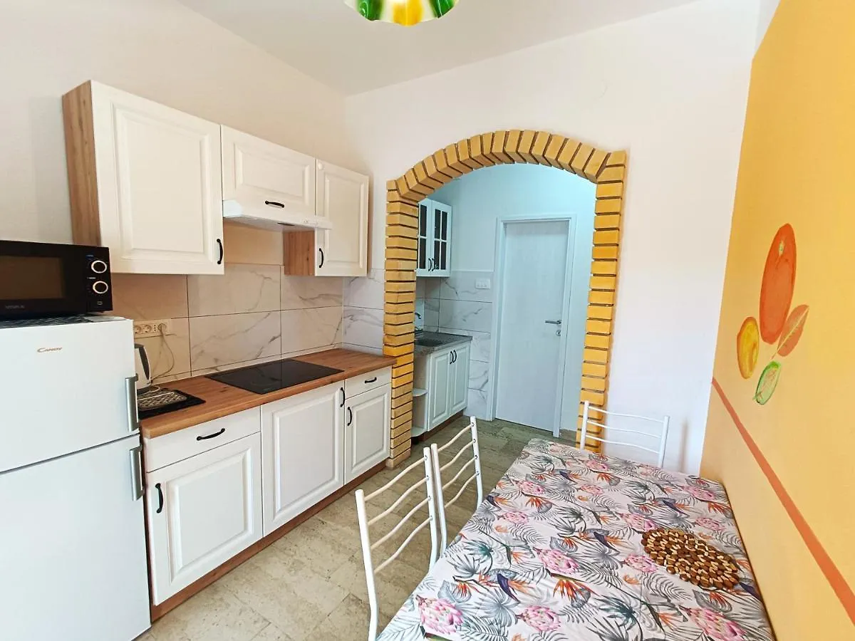Apartment Pletikos Premantura