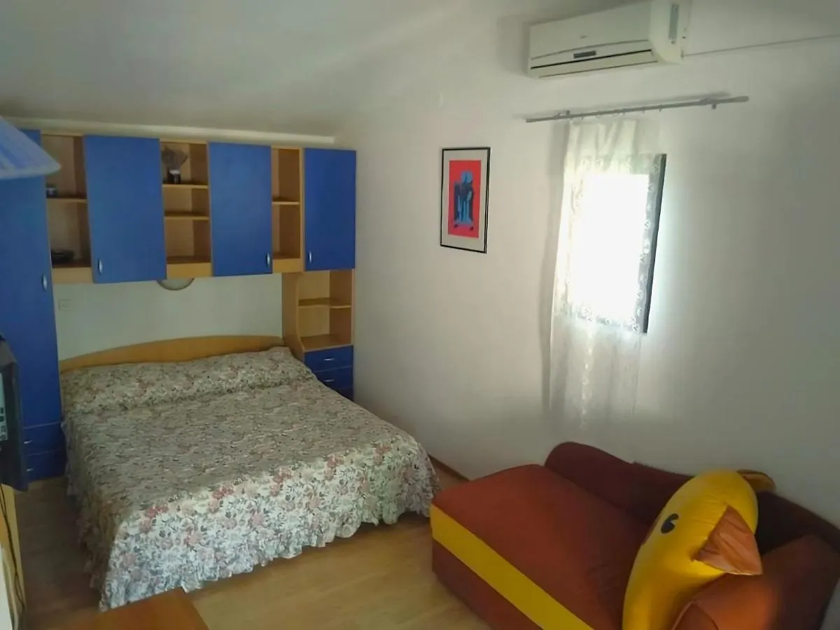 Apartment Pletikos Premantura