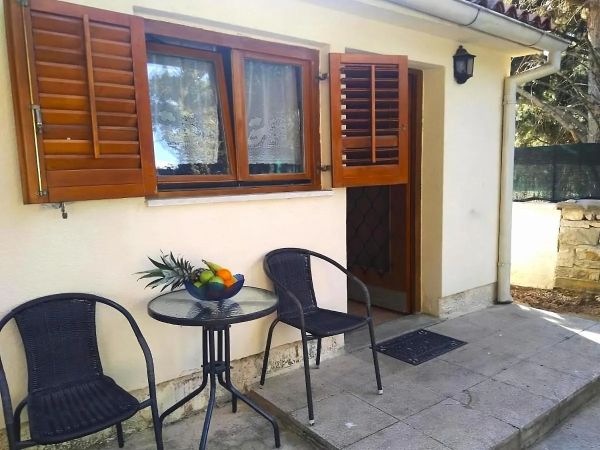 Apartment Pletikos Premantura