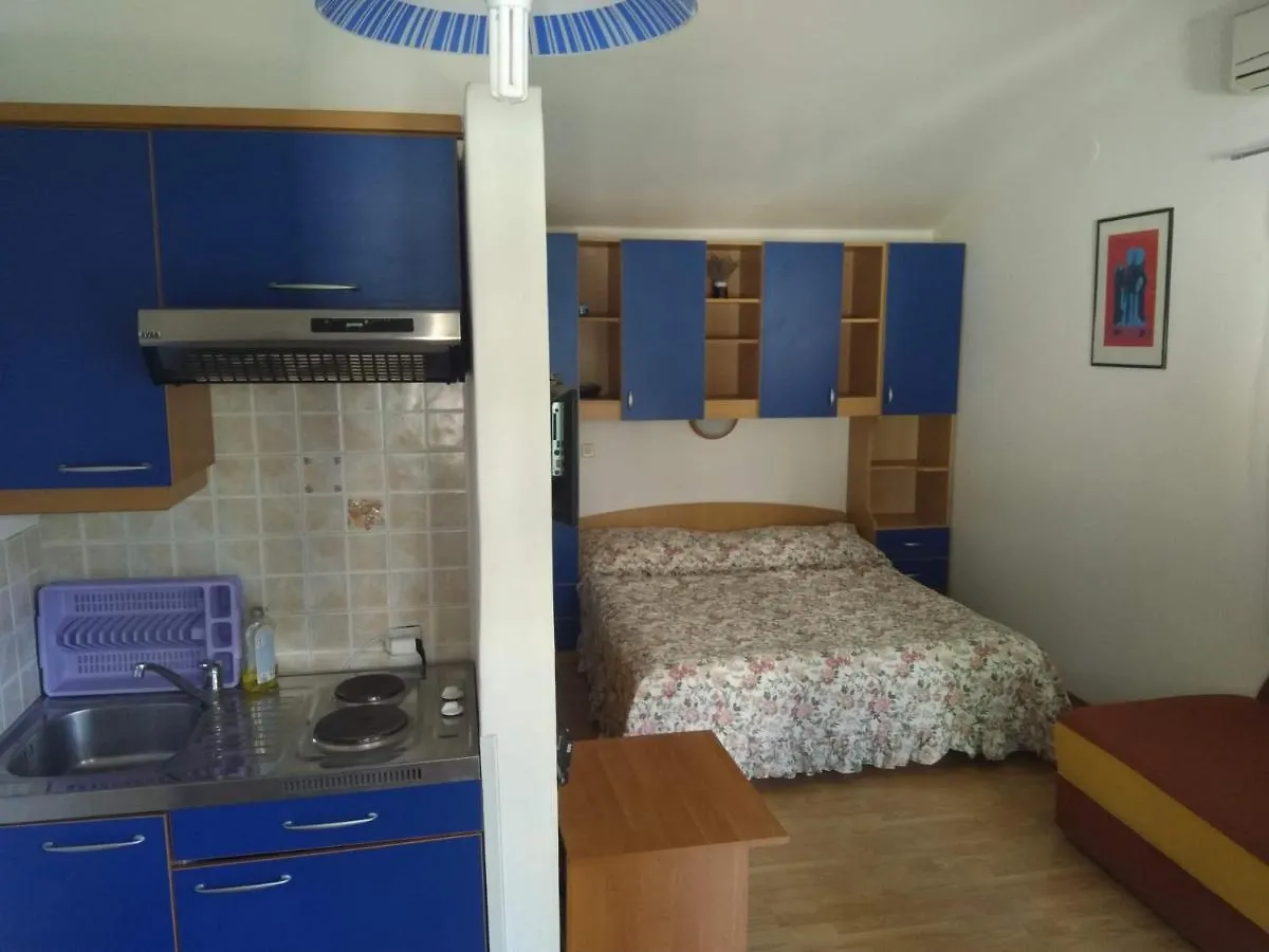 Apartment Pletikos Premantura 0*,  Croatia